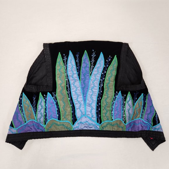 JUDITH ROBERTO La Coleccion Hecho en Mexico Black Embroidery Cropped Vest Size M - Picture 7 of 16